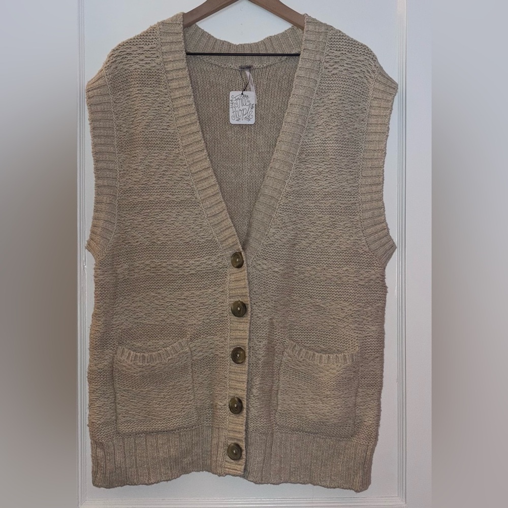 ✨NWT Free People Oversized Knit Cream Cardigan